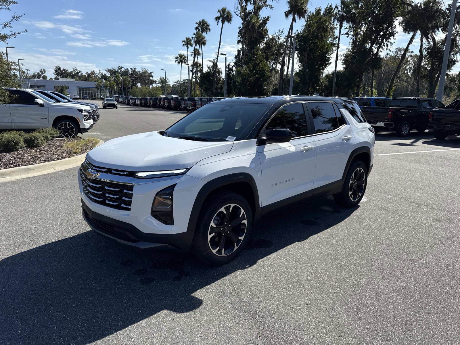 2026 Chevrolet Equinox LT photo 3