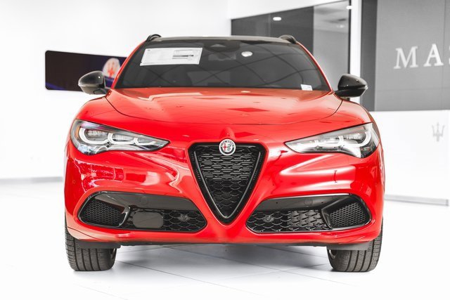 2025 Alfa Romeo Stelvio Tributo Italiano photo 13