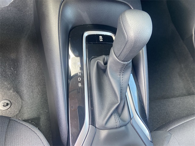 2025 Toyota Corolla LE photo 20