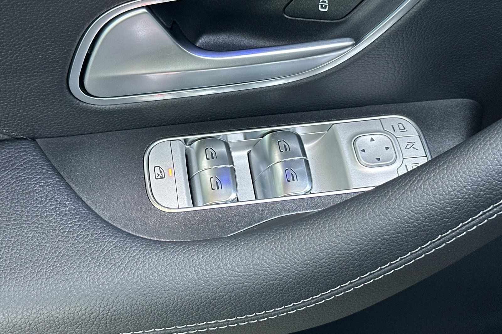 2025 Mercedes Benz GLE 580 4MATIC photo 22