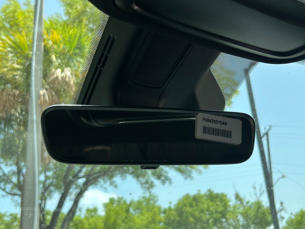 2025 Ram 1500 Tradesman photo 34