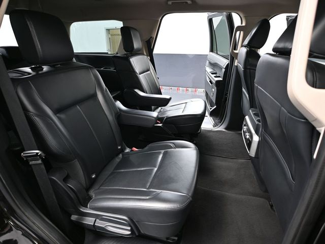 2023 Ford Expedition XLT photo 38