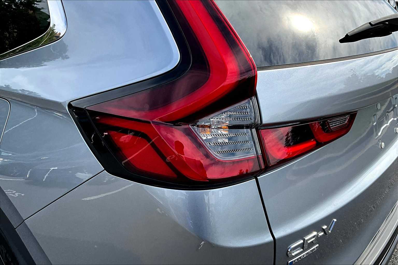 2023 Honda CR-V Hybrid Sport Touring photo 28
