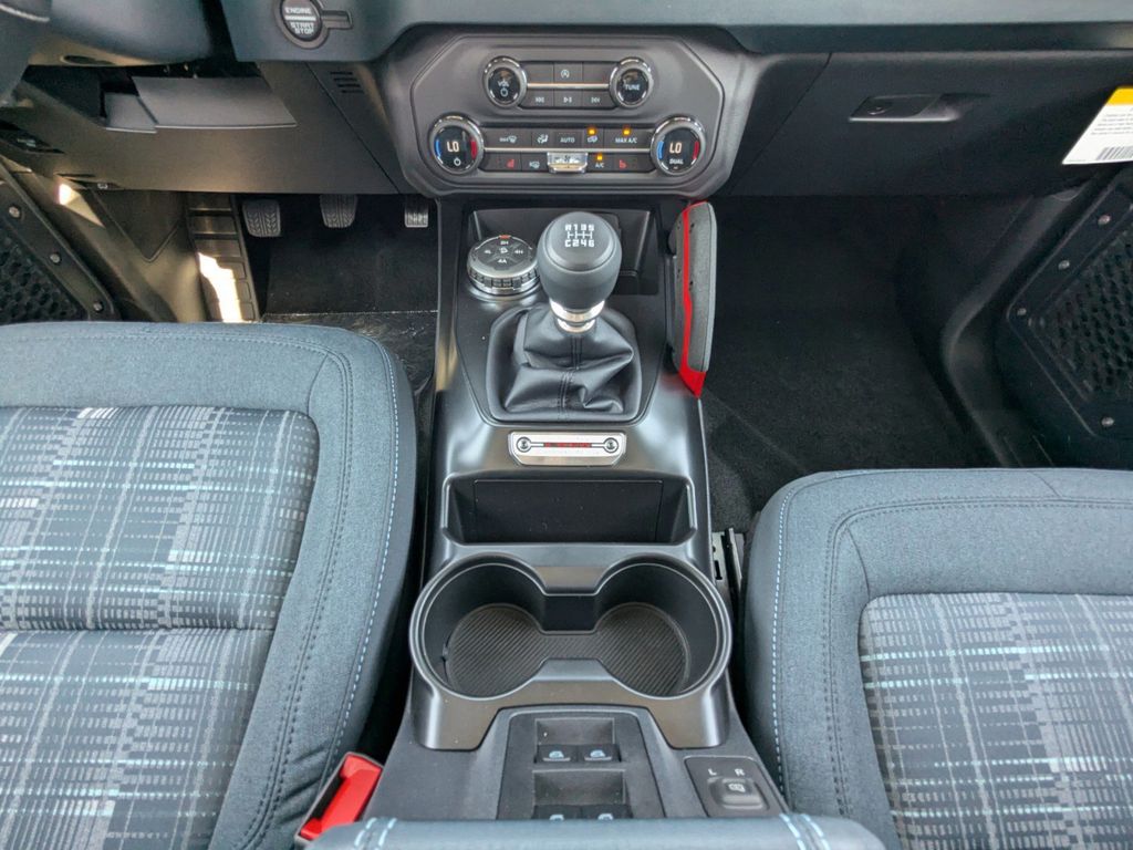 2025 Ford Bronco Heritage First Edition photo 18