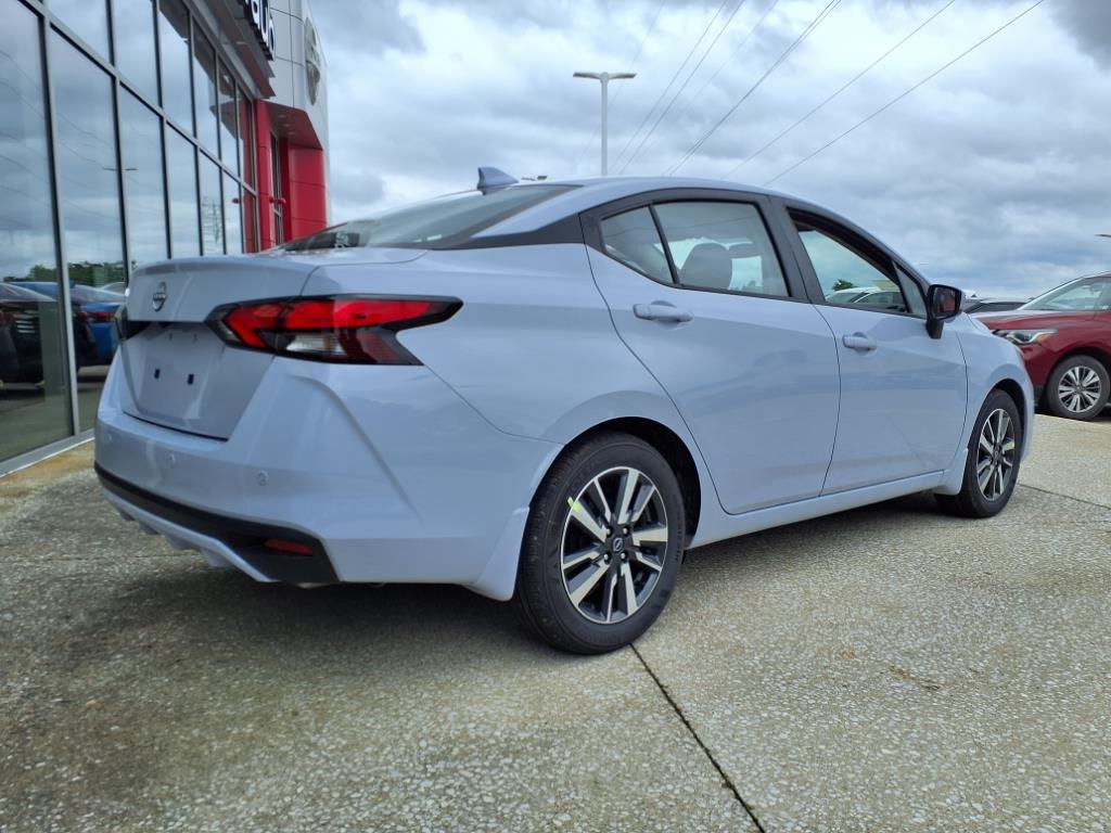 2025 Nissan Versa SV photo 2