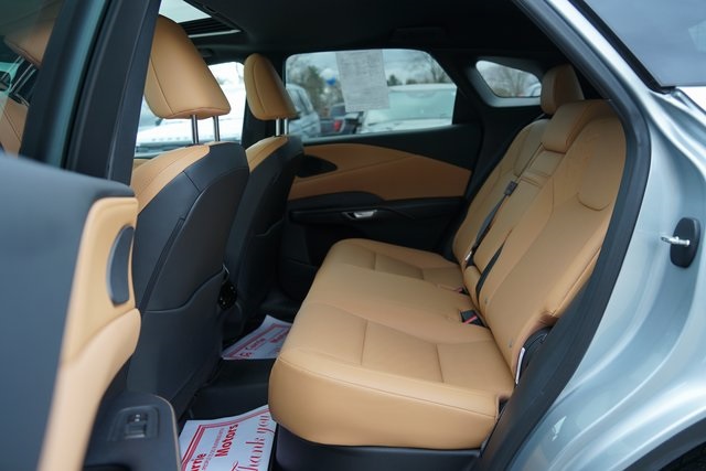 2025 LEXUS RX - Image 8