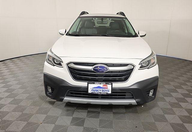 2020 Subaru Outback Limited photo 2