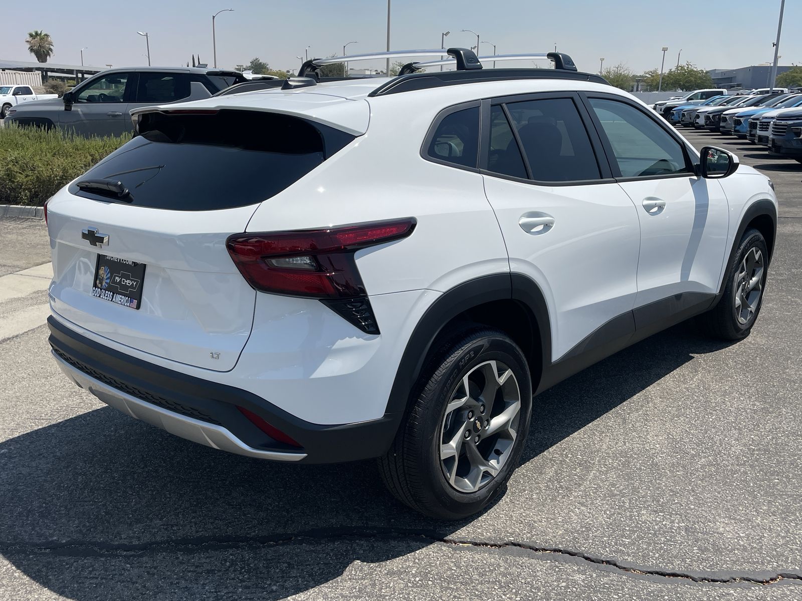 2025 Chevrolet Trax LT photo 6