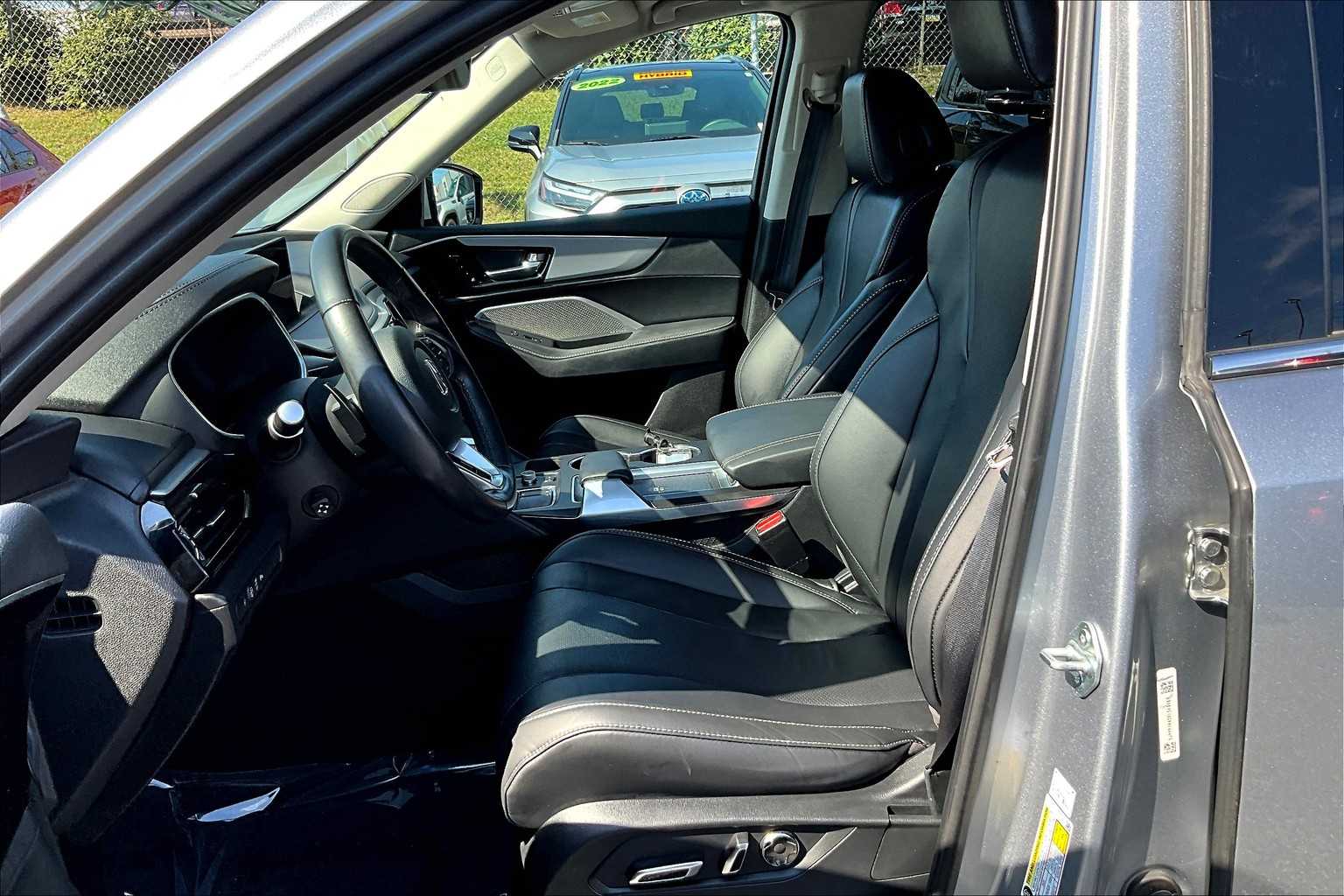 2023 Acura MDX SH-AWD Technology photo 2