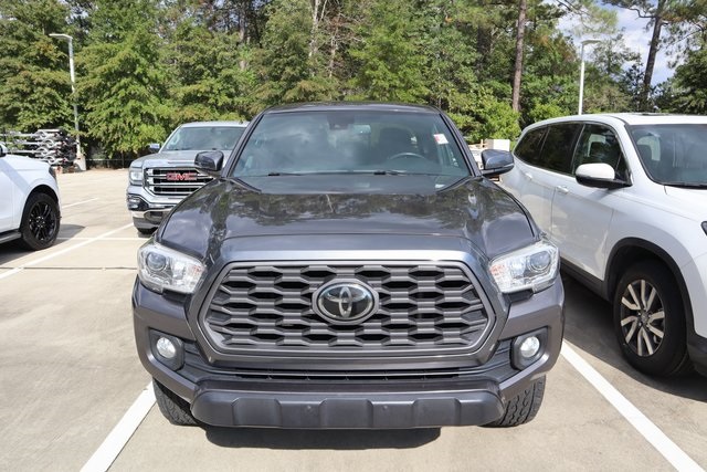 2021 Toyota Tacoma TRD Off-Road photo 2