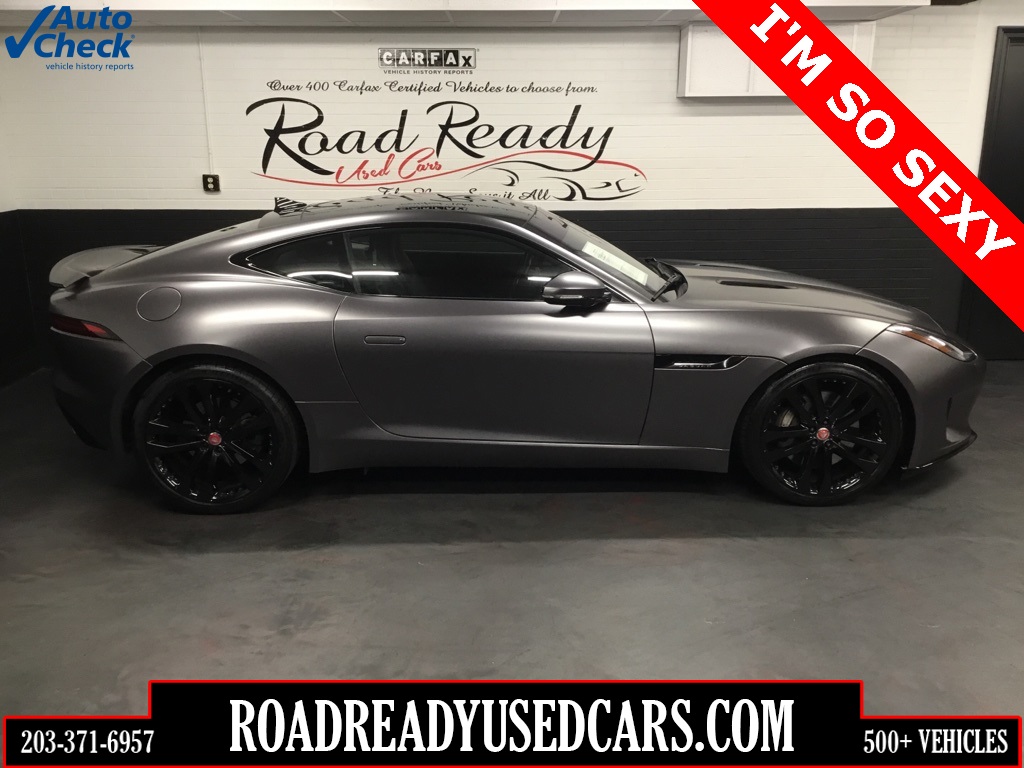 2019 Jaguar F-TYPE P300