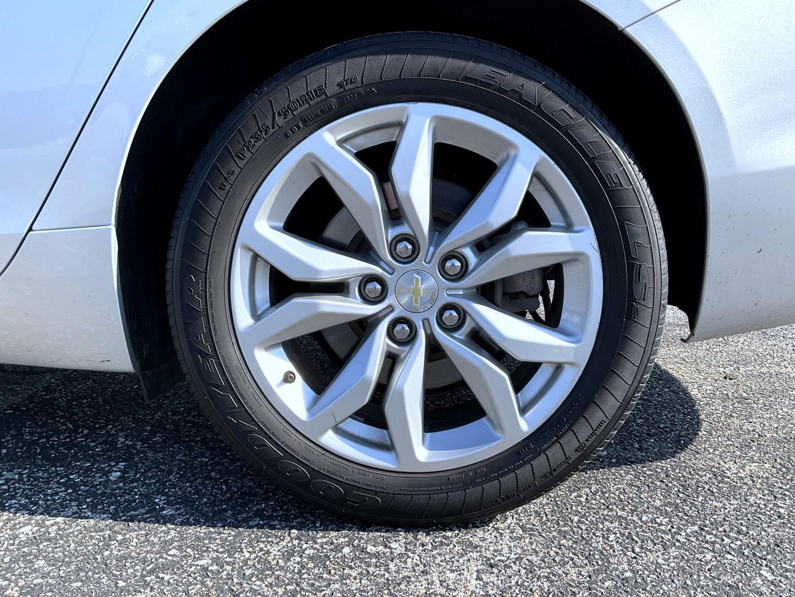 2019 Chevrolet Impala 1LT photo 22