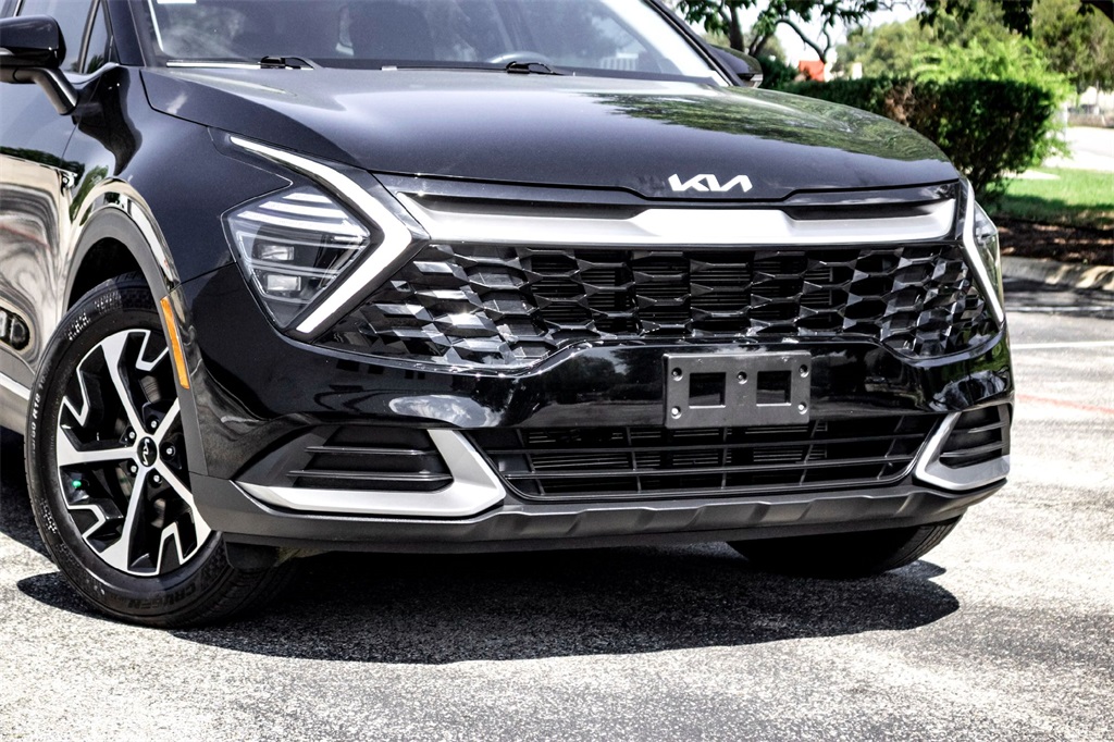 2025 Kia Sportage EX photo 3