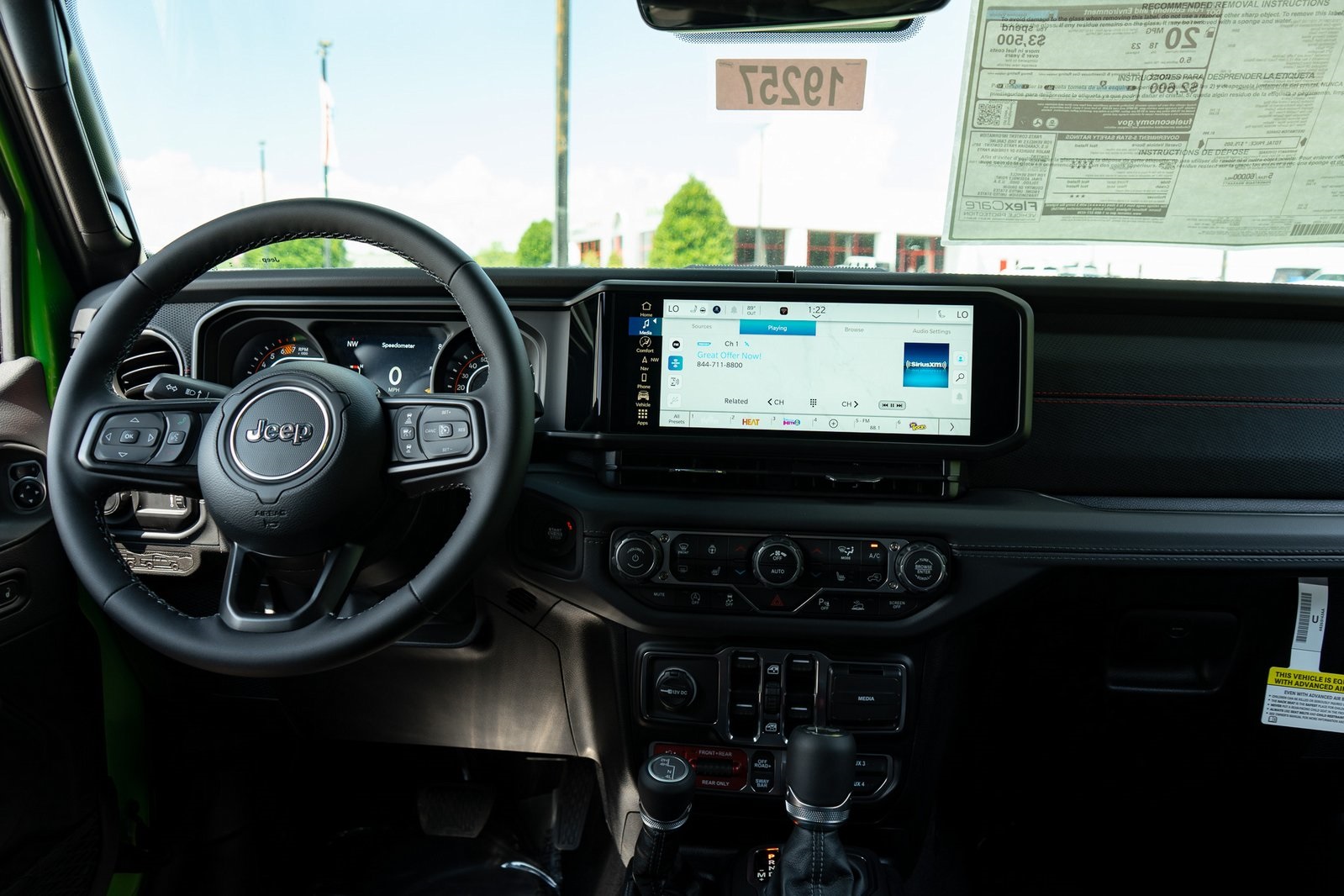 2025 Jeep Wrangler Rubicon photo 27