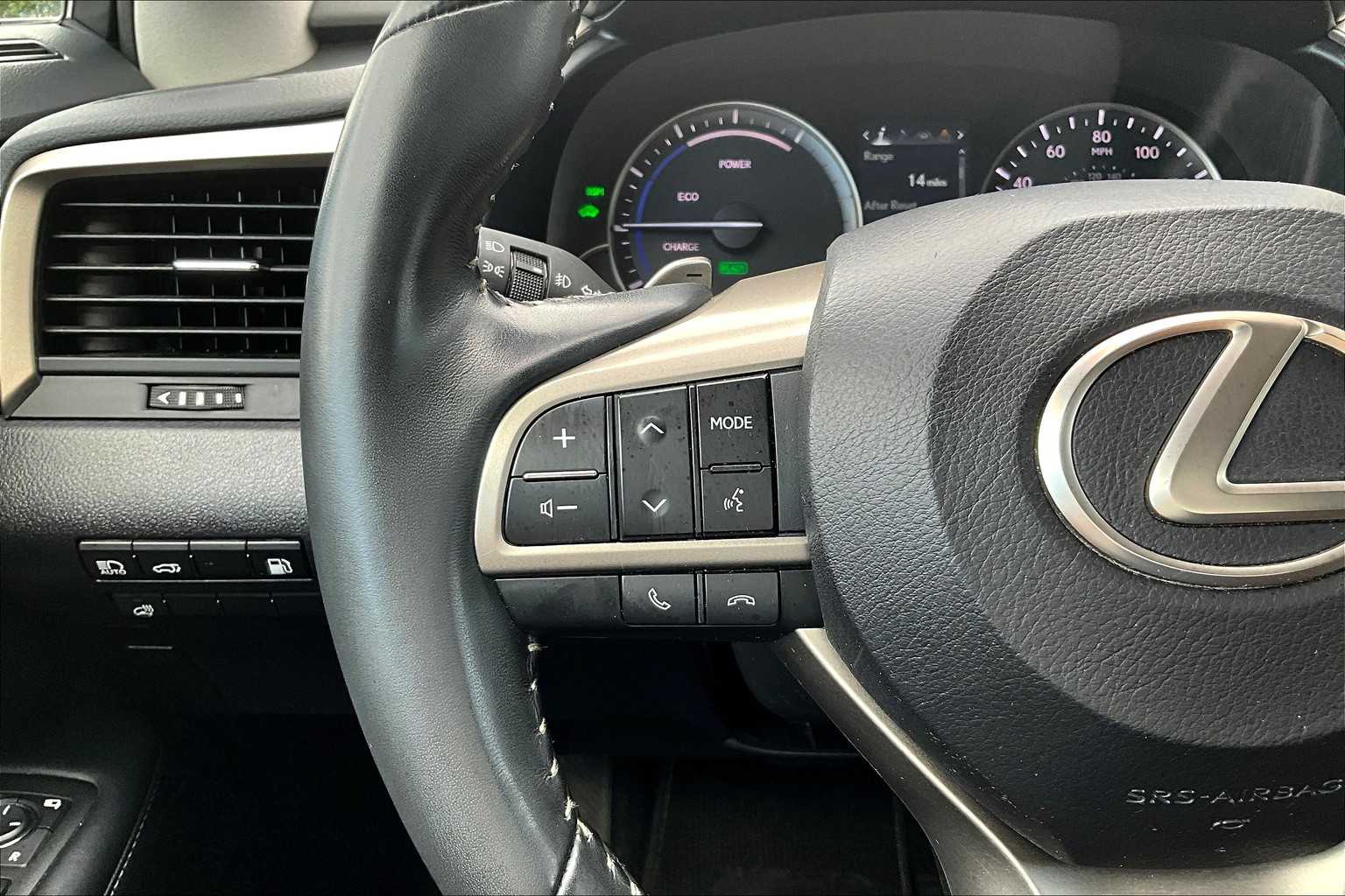 2022 Lexus RX 450h photo 21