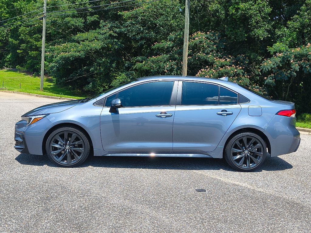 2024 Toyota Corolla SE photo 2