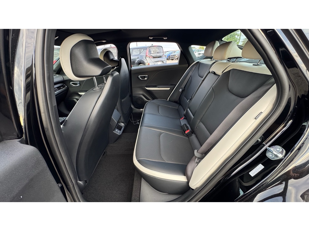 2025 Kia K4 GT-Line photo 20