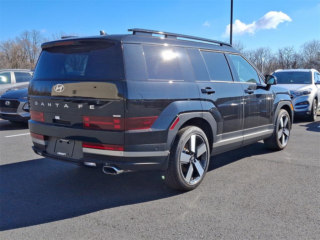 2025 Hyundai Santa Fe Limited photo 4