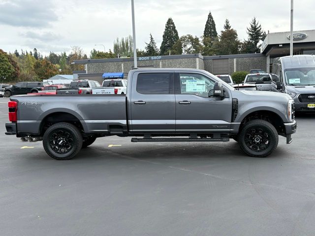 2026 Ford F-350 photo 4