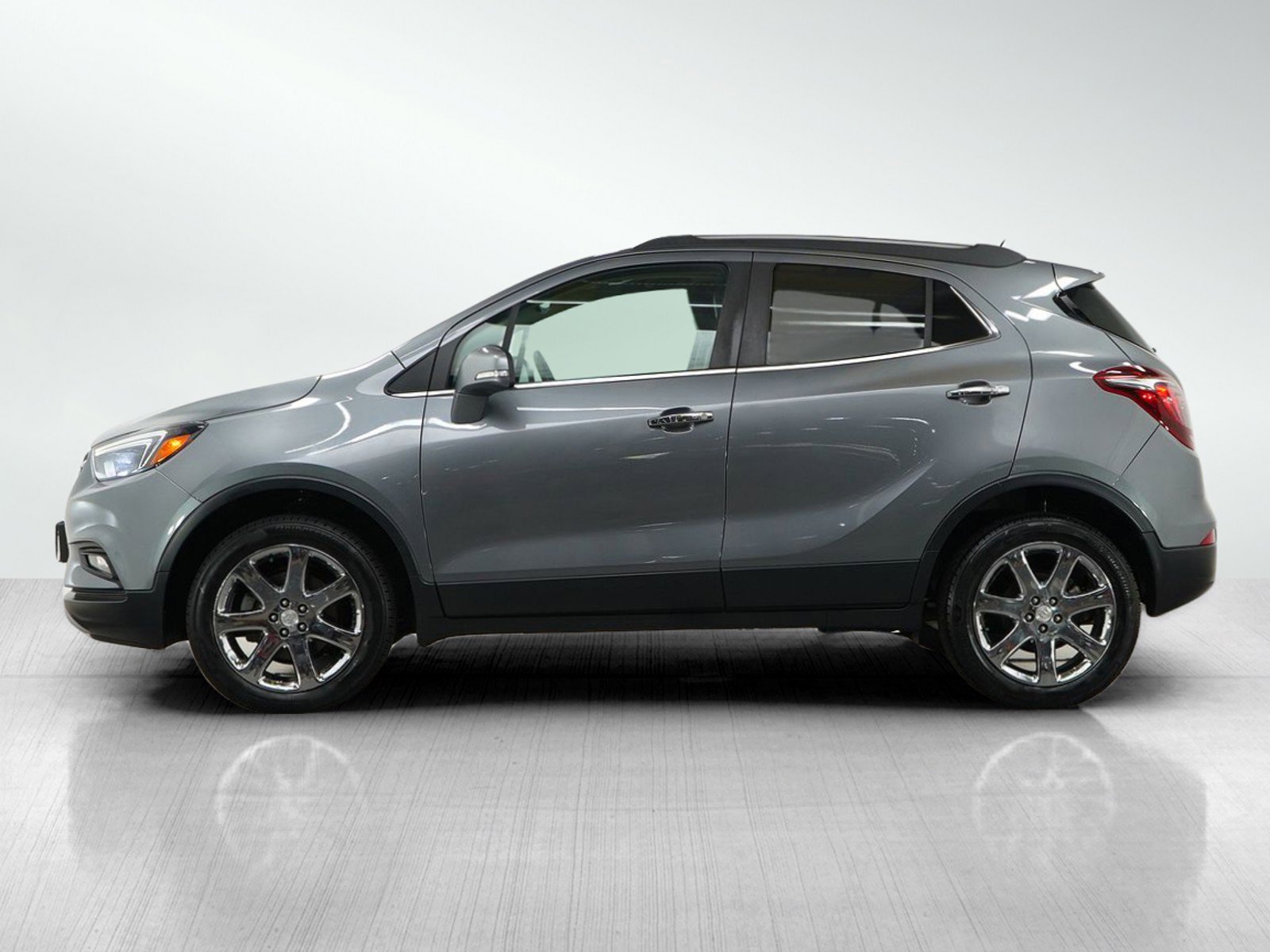 Used 2019 Buick Encore Essence with VIN KL4CJGSMXKB754821 for sale in South Saint Paul, Minnesota