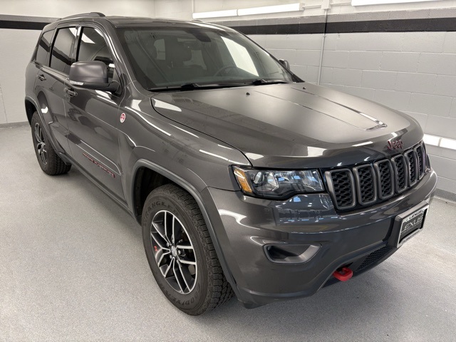2017 Jeep Grand Cherokee Trailhawk photo 4