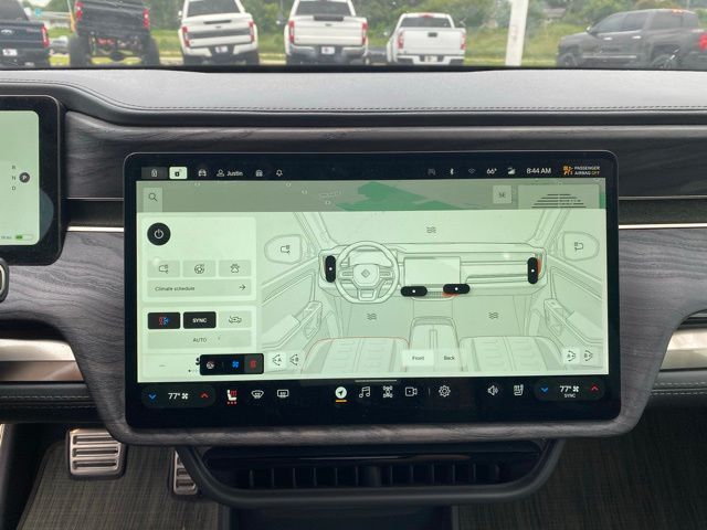 2022 Rivian R1T Adventure photo 13