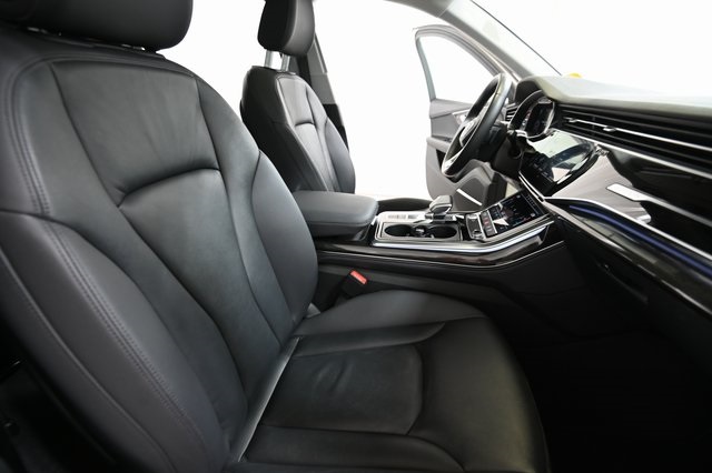 2023 Audi Q7 55 Premium Plus photo 23