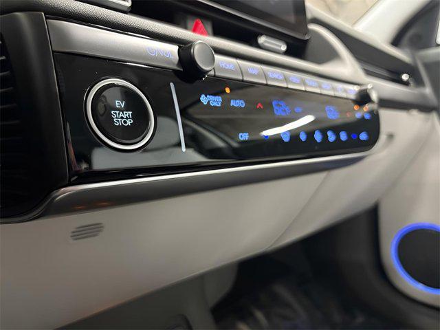 2025 Hyundai Ioniq 5 Limited photo 12