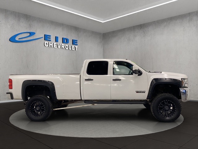 2008 Chevrolet Silverado 3500HD Work Truck photo 2