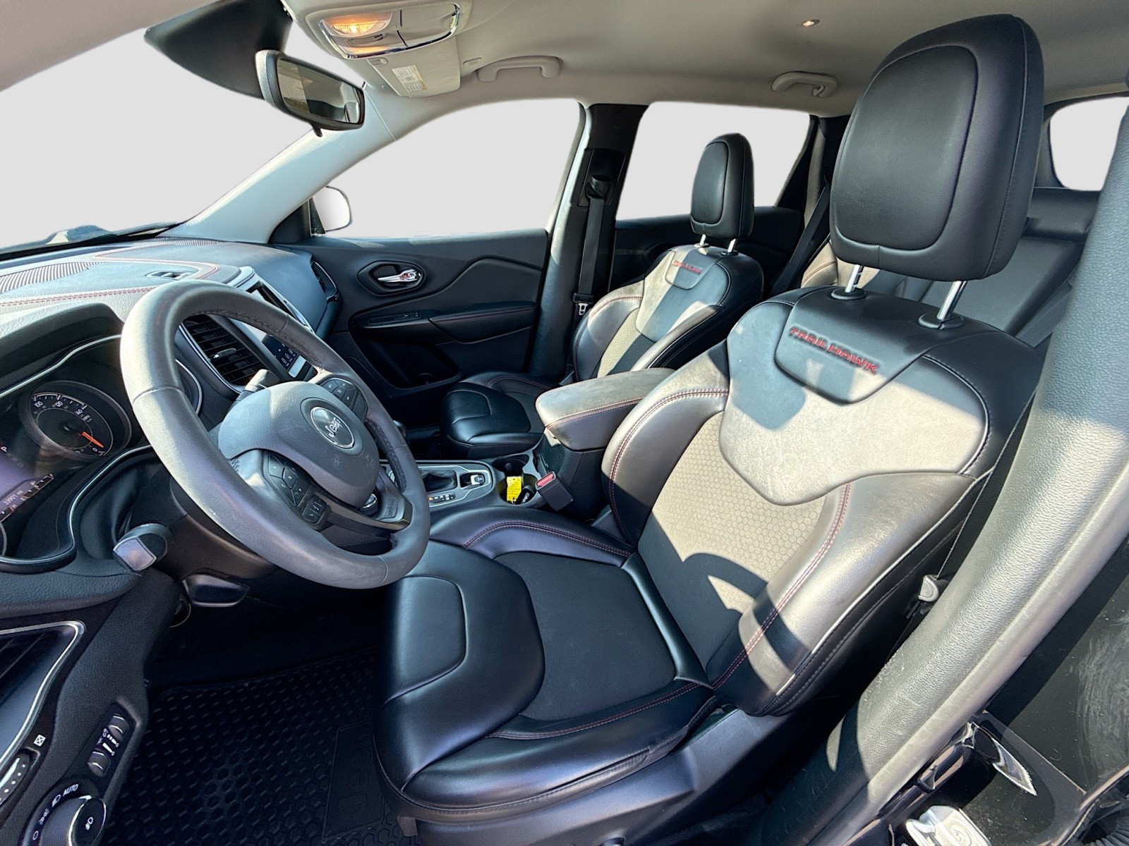 2022 Jeep Cherokee Trailhawk photo 17