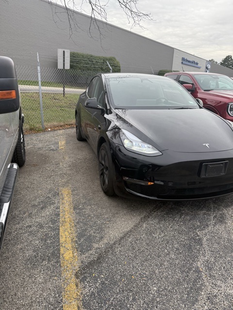 Used 2025 Tesla Model Y Long Range with VIN 7SAYGDEE0SF285882 for sale in Arlington Heights, IL