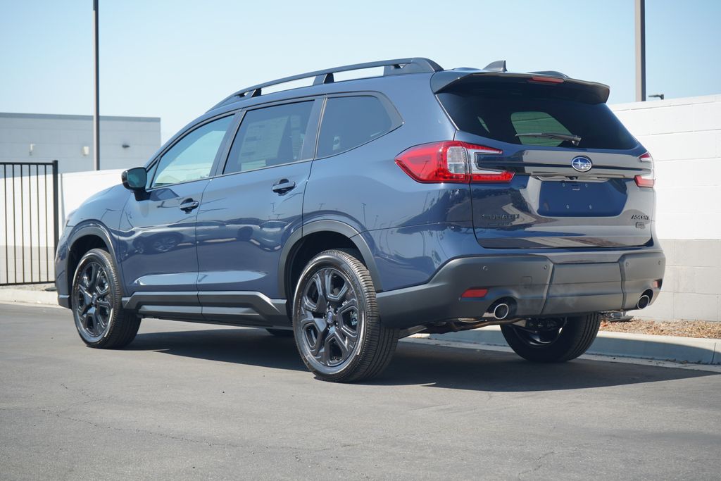 2025 Subaru Ascent Onyx Edition Touring photo 3