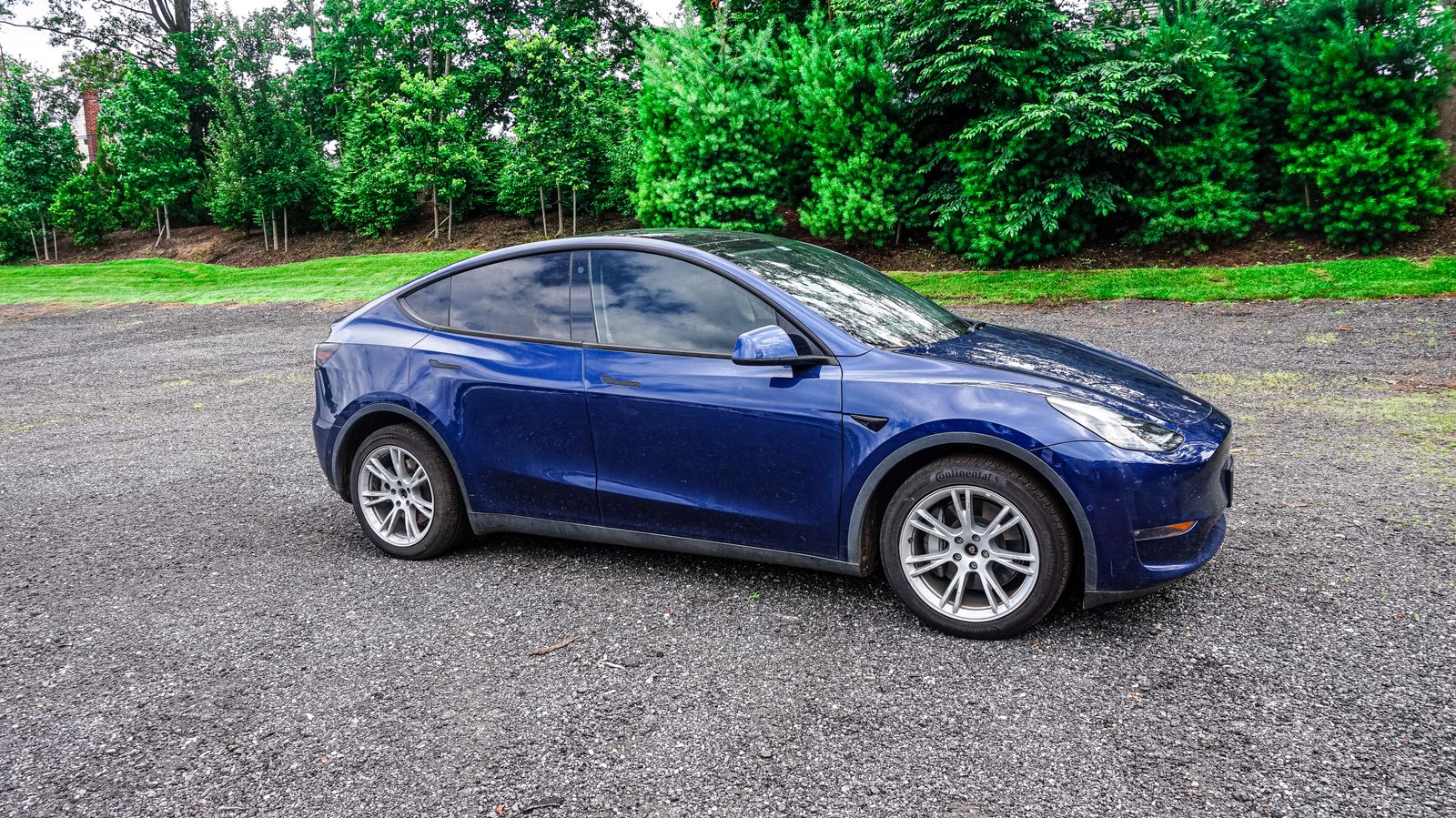 2022 Tesla Model Y Long Range photo 11