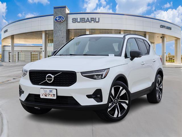 2024 Volvo XC40 Plus