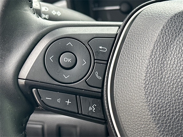 2023 Toyota Corolla SE photo 18