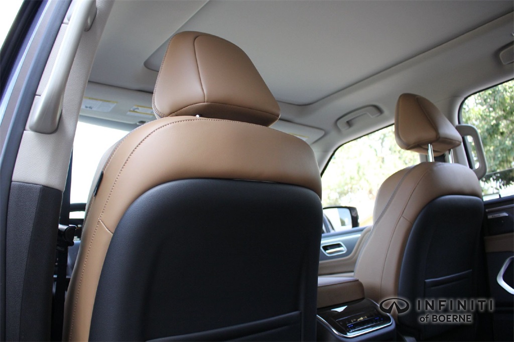 2026 Infiniti QX80 Luxe photo 15