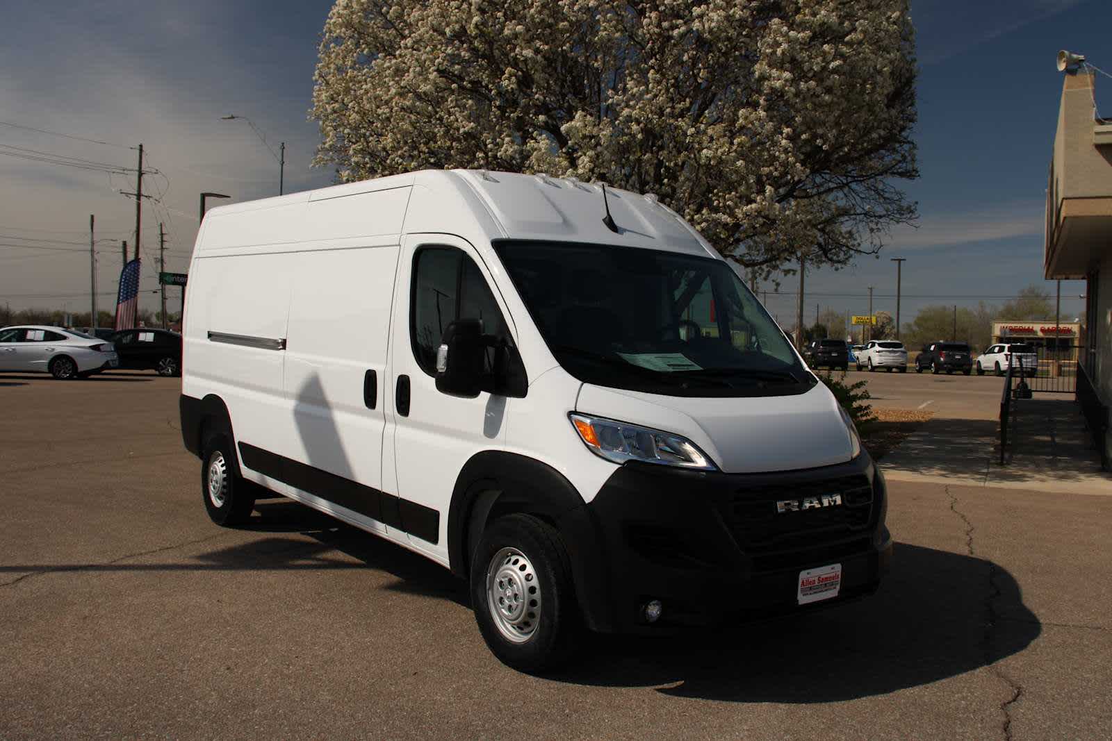 2025 Ram ProMaster 2500 photo 2