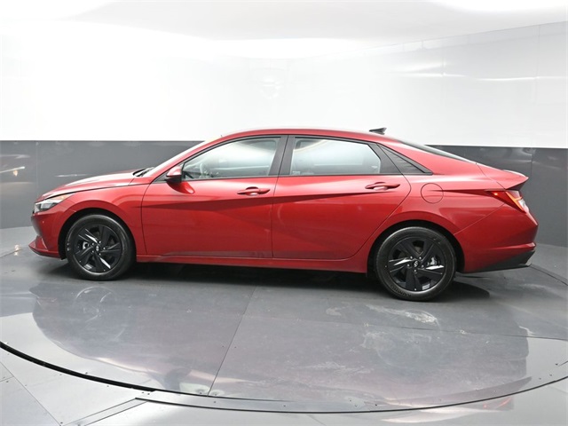 2023 Hyundai Elantra Hybrid Blue photo 4