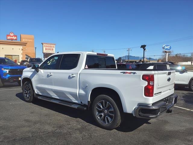 2025 Chevrolet Silverado 1500 LT photo 3