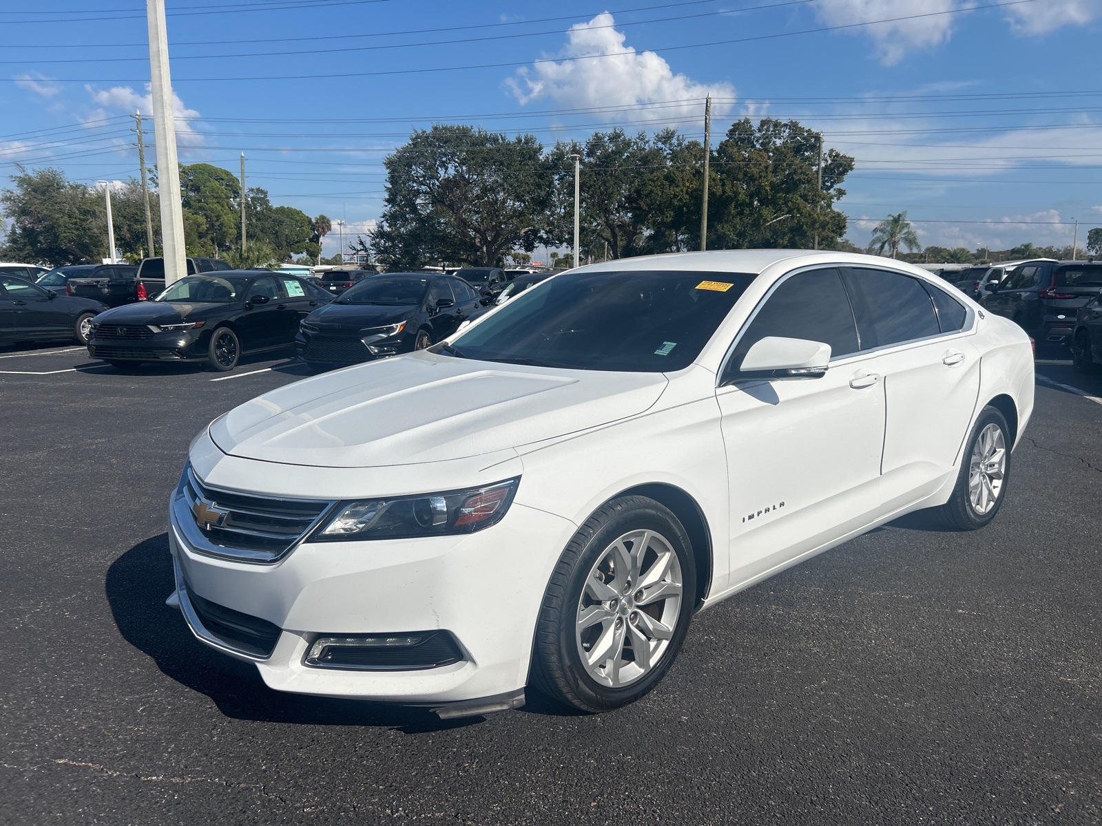 2018 Chevrolet Impala 1LT photo 3