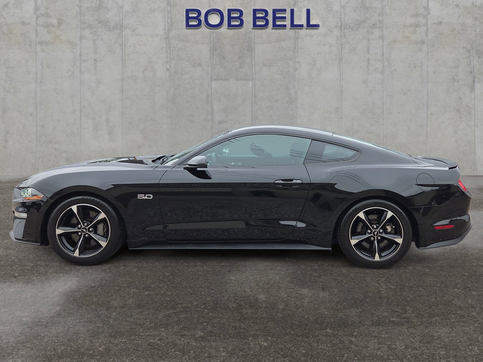 2018 Ford Mustang GT photo 2