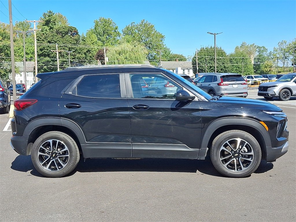 2024 Chevrolet Trailblazer LT photo 7