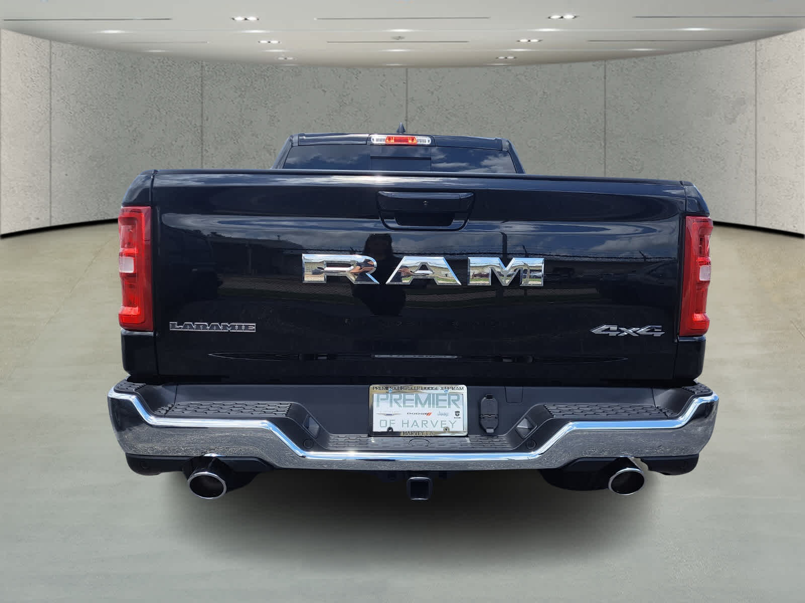 2025 Ram 1500 photo 4