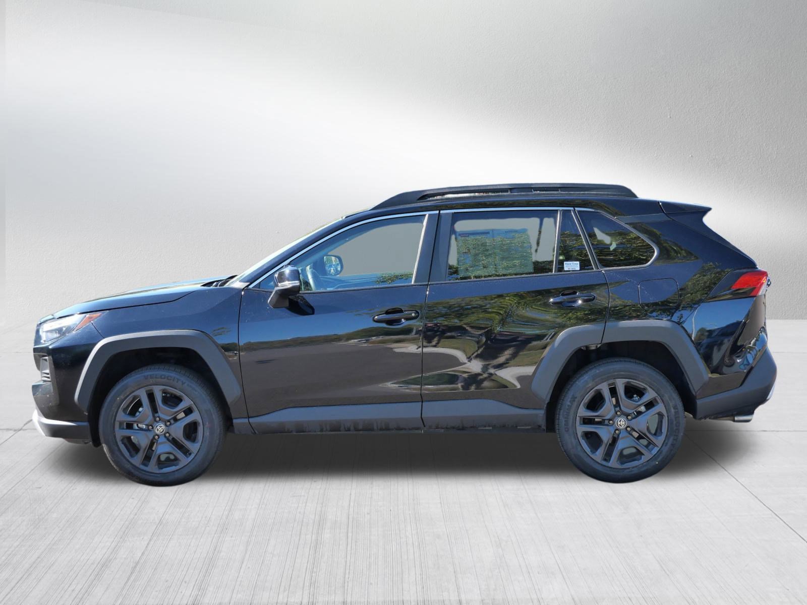 2024 Toyota RAV4 Adventure photo 4