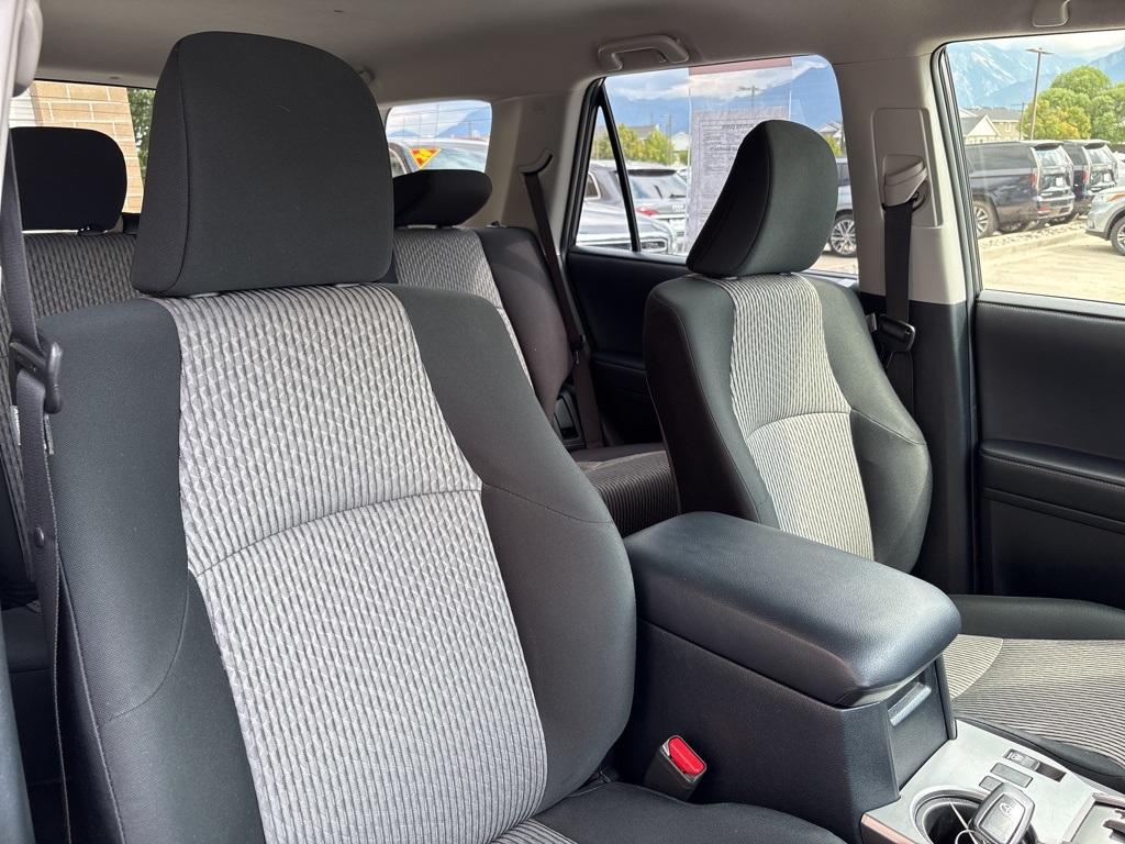 2024 Toyota 4Runner SR5 photo 14