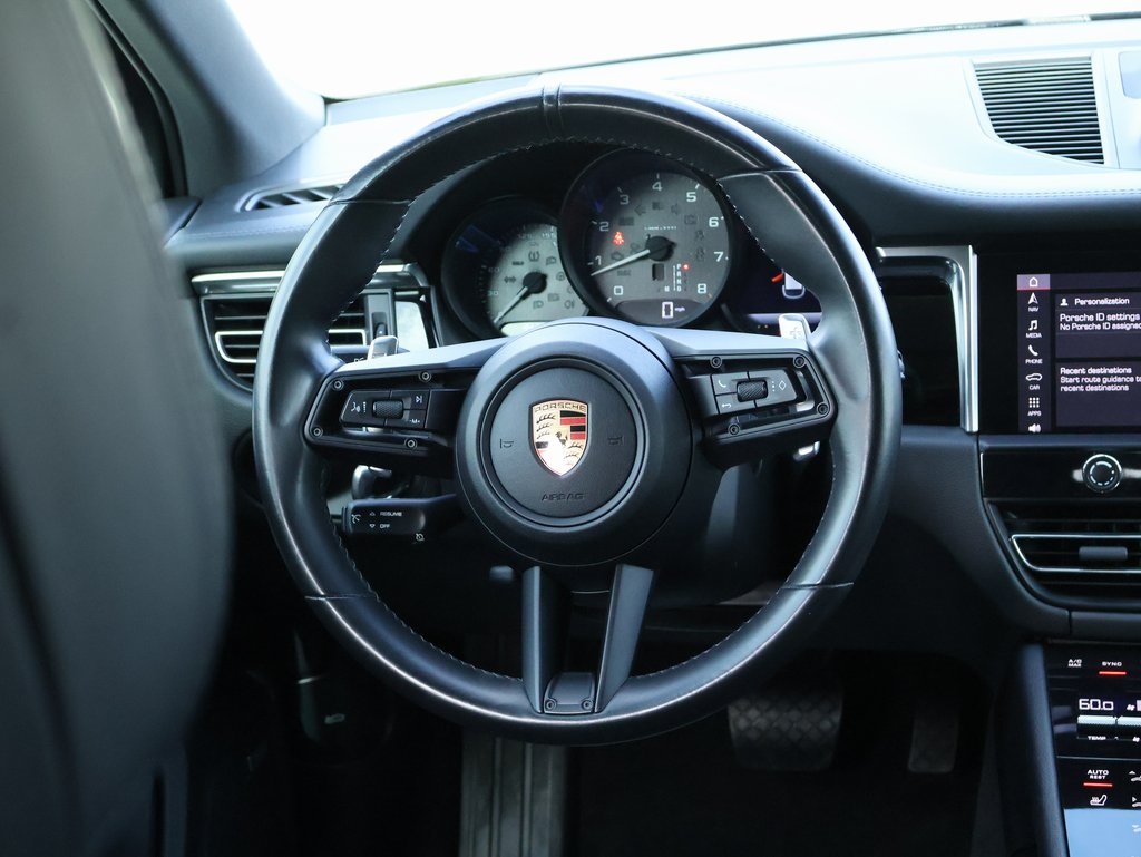 2023 Porsche Macan GTS photo 19