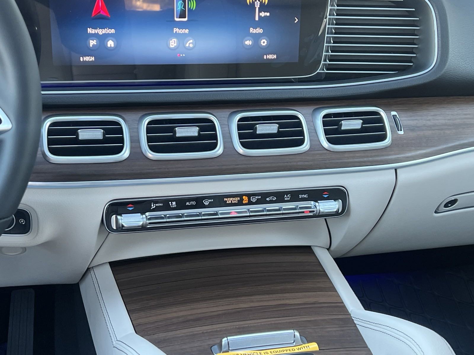 2025 Mercedes Benz GLE 350 photo 31