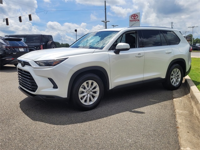 2024 Toyota Grand Highlander Limited photo 2