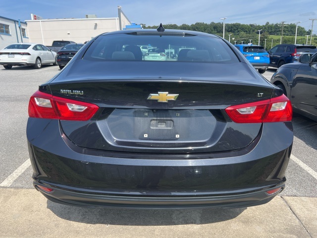 2023 Chevrolet Malibu 1LT photo 4