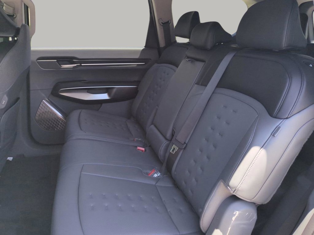 2026 Kia EV9 Wind photo 15
